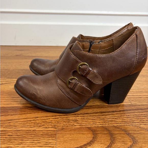boc Shoes - boc Women's Brown Ankle Buckle Booties